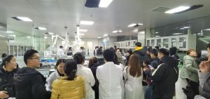 《一念无间》剧组携主演尹正来隆力奇取景拍摄</a>