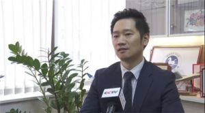 金日集团总裁李冠华作为香港爱国代表，登录央视新闻</a>
