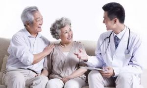 中国加强养老服务监管 已查办保健市场各类不正当竞争案件4976件</a>