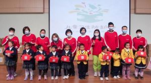 安利“儿童卫生防护包”走进从化山区幼儿园