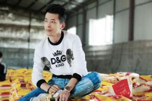 辛巴解封掉粉200万，麾下千万粉丝爱徒疑因解约惹上官司</a>