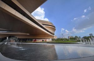 拥抱建筑的绿色未来，无限极广场重新定义商业空间