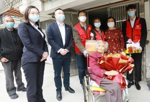安惠:慰问百岁老人 传递浓浓温情