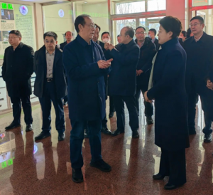 自治区党委教育工委书记、教育厅党组书记、厅长黄雅丽等一行莅临宇航人公司参观指导