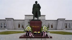 双迪公司党支部在关向应纪念馆开展党建活动
