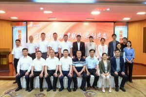 青岛科技大学海洋学院与卫康达成战略合作