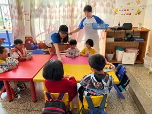 优莎纳公益基金 “U爱童伴六一行” 走进宣威增坪小学