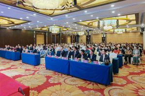 新时代二十大精神宣讲报告会在乌鲁木齐举办