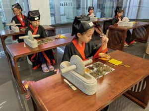 山东文旅高质量发展项目观摩团走进东阿阿胶