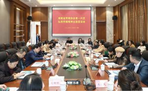 湖南省劳模协会常务副会长王邵刚一行莅临绿之韵集团调研指导