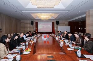 国家市场监督管理总局发展研究中心个人经济体高质量发展课题组走进三生（中国）
