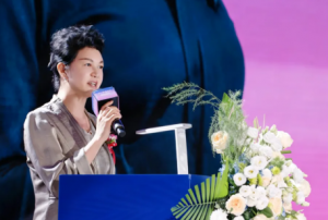 三十四，事竟成！三八妇乐抗衰老蓝皮书发布暨梦想公益基金成立大会成功举办～