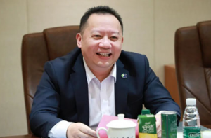 高炜：创业故事铸安发 赤子情怀反哺家国桑梓