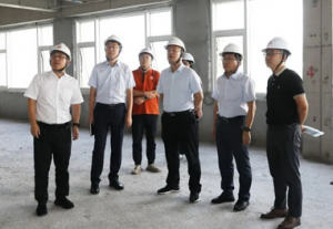 新时代领导到总部园区开展中秋国庆节前检查