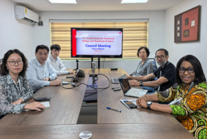 安惠总经理陈骏骅一行参加世界食用菌大会